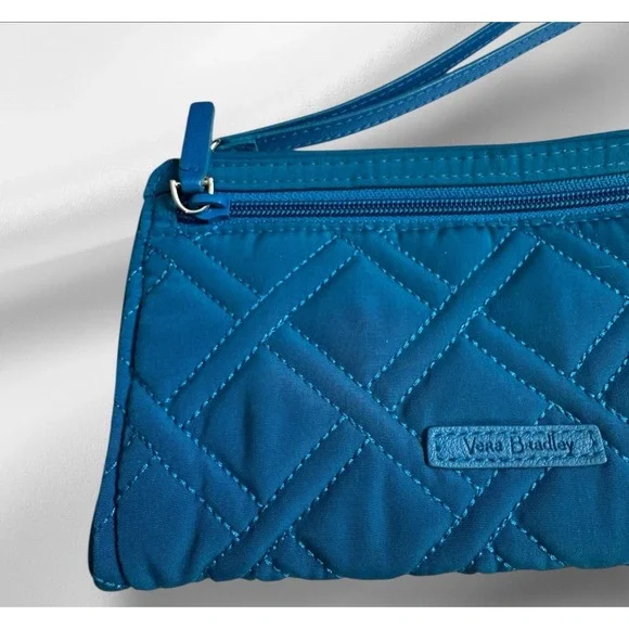 Vera Bradley Quilted Wristlet Top‎ Zip Wallet Tango Teal RFID Protection - Picture 2 of 9